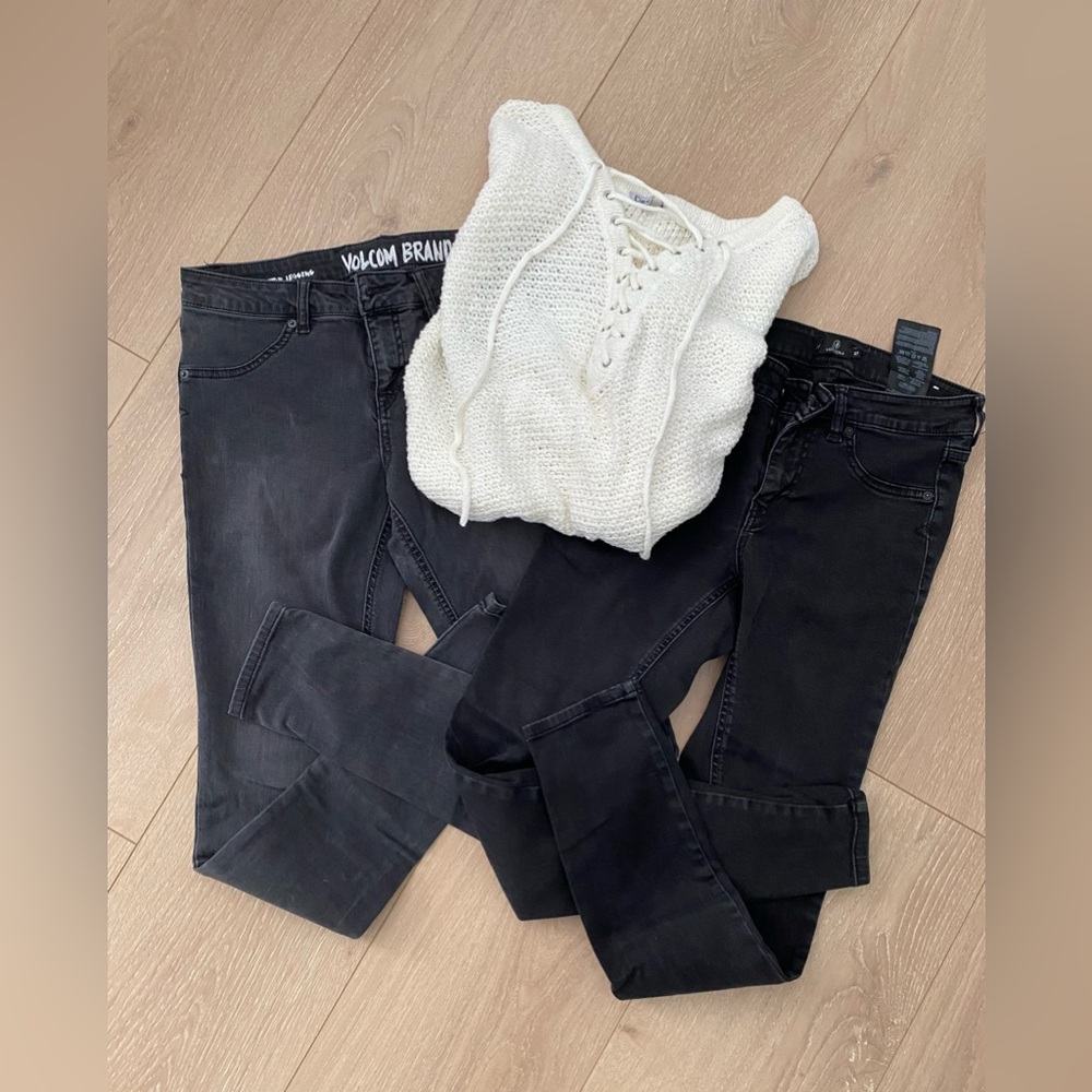 2 pair of volcom jeans size 27